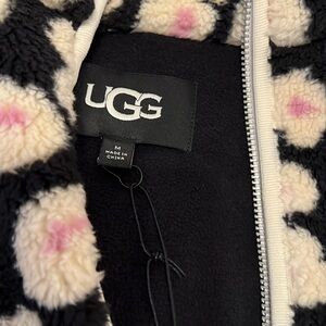 Ugg fluff jacket print